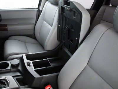 2011 Toyota Sequoia SR5 5.7L