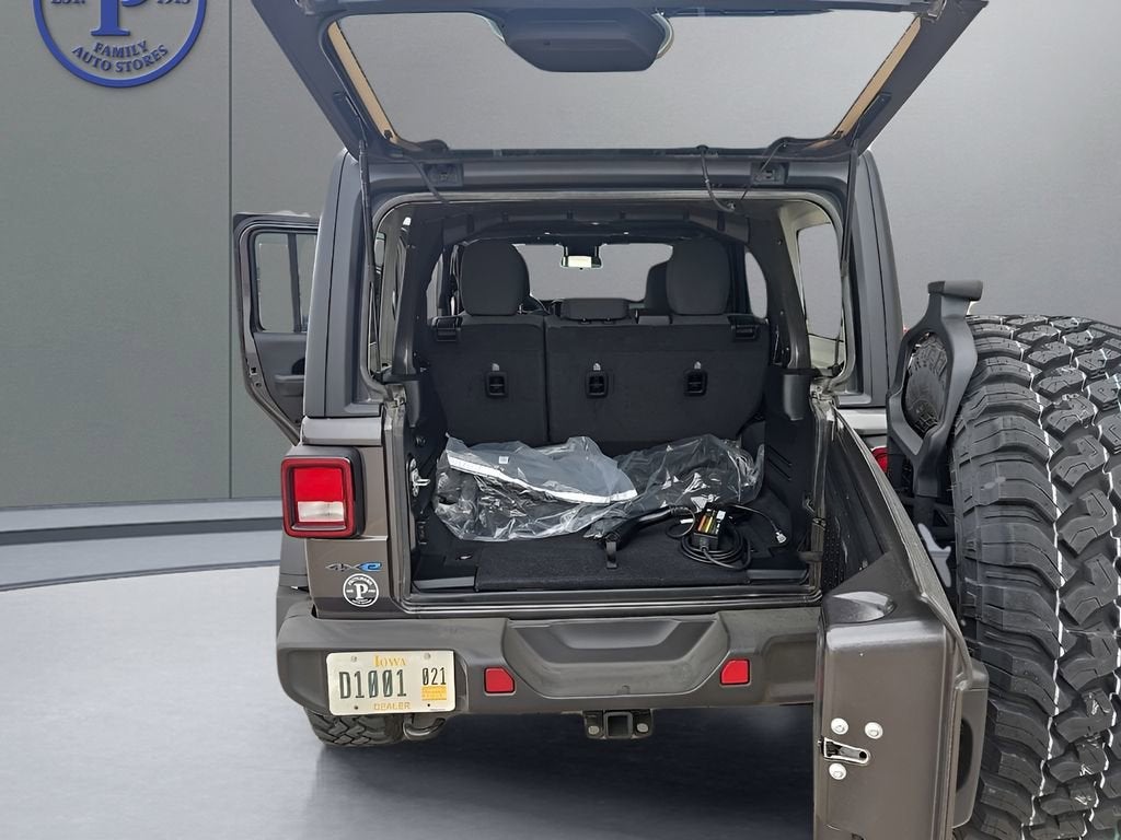 2025 Jeep Wrangler 4xe Willys