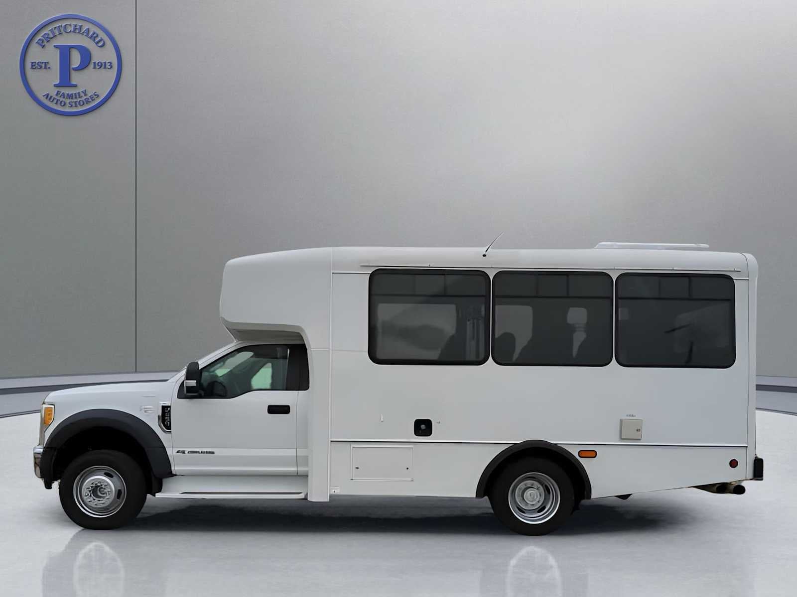 2017 Ford Super Duty F-450 DRW XLT