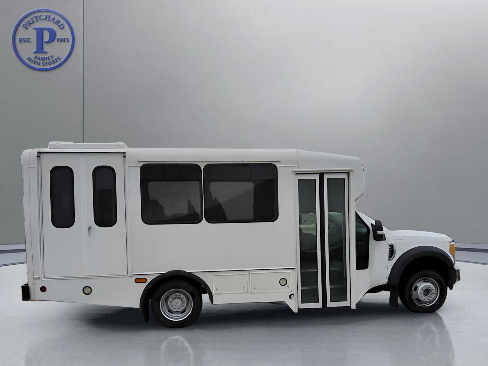 2017 Ford Super Duty F-450 DRW XLT