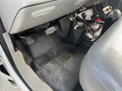 2006 Ford Super Duty F-350 DRW XL