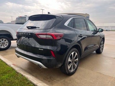 2025 Ford Escape Platinum