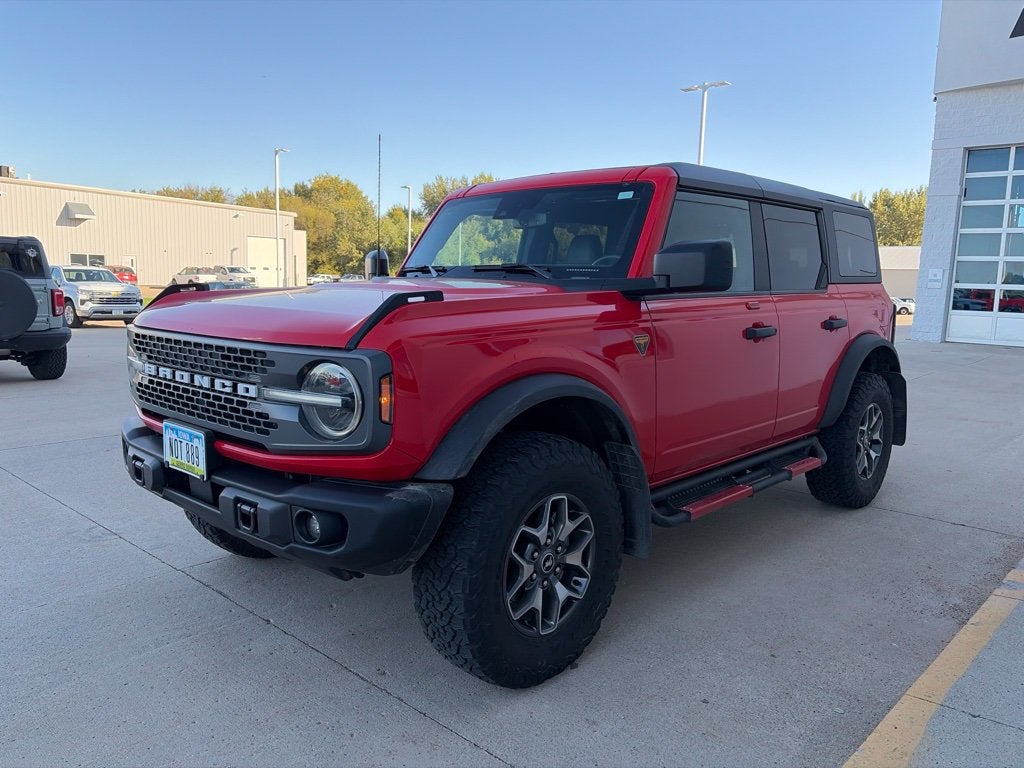 2023 Ford Bronco Base