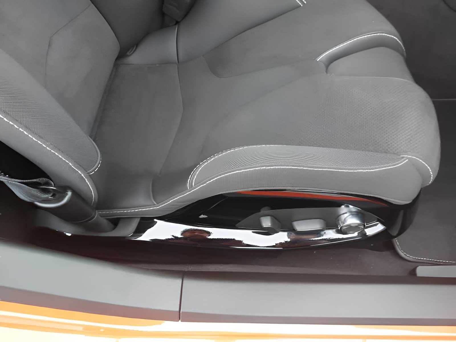 2025 Chevrolet Corvette Stingray 2LT