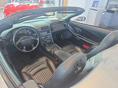 2003 Chevrolet Corvette Base