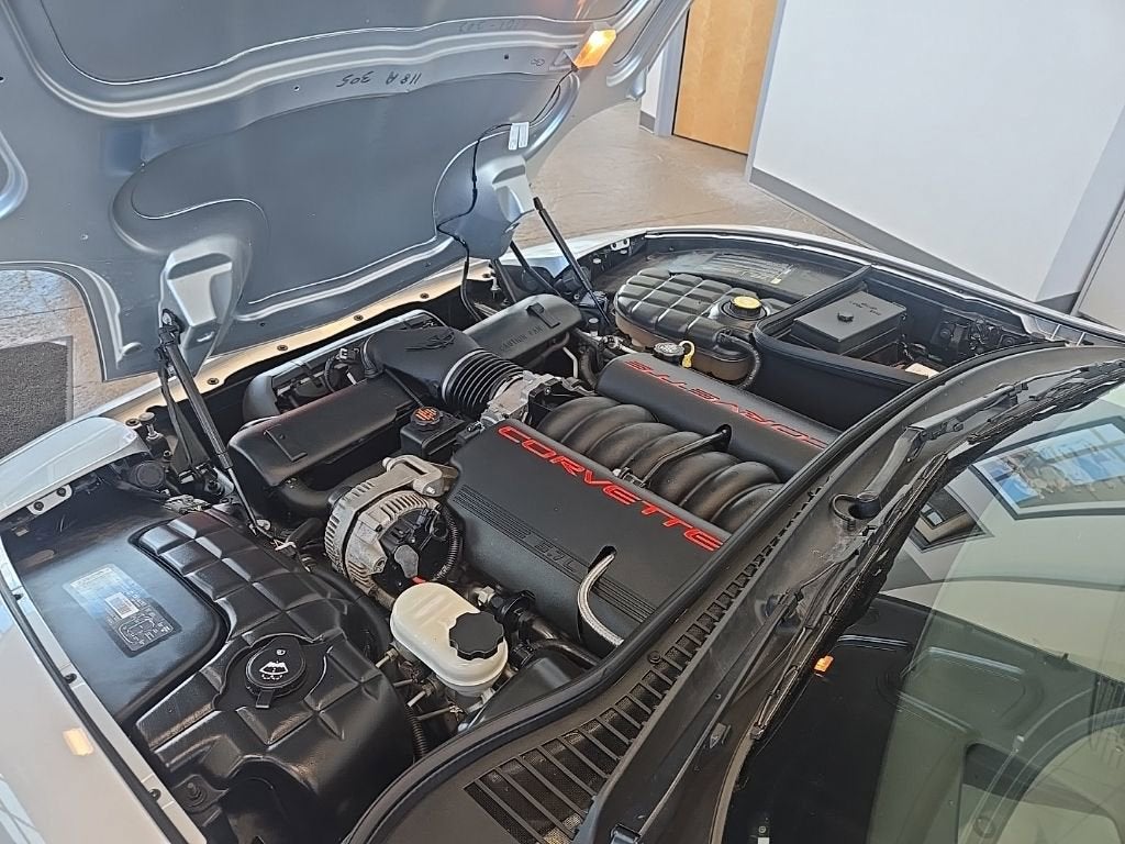 2003 Chevrolet Corvette Base