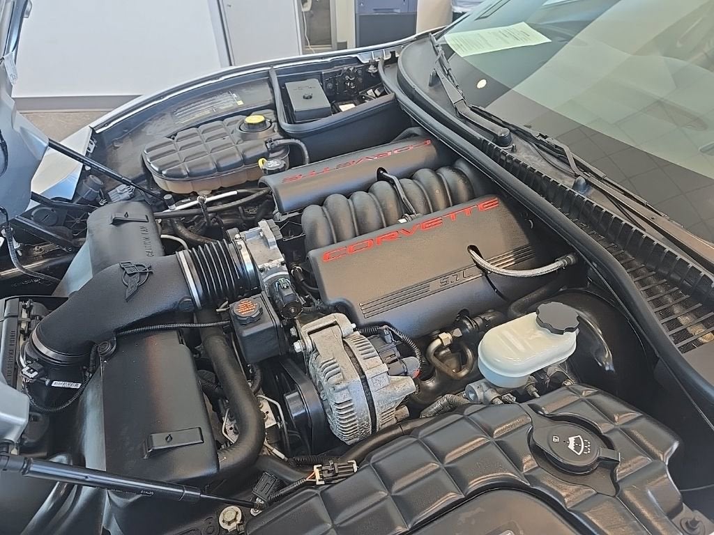 2003 Chevrolet Corvette Base