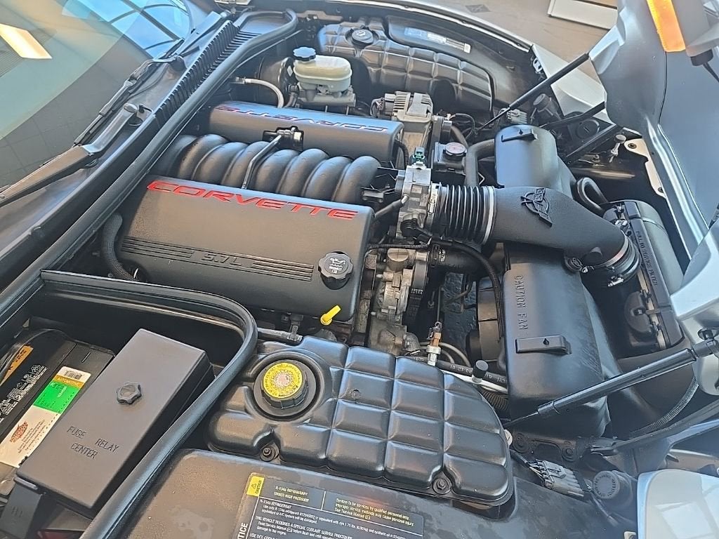 2003 Chevrolet Corvette Base