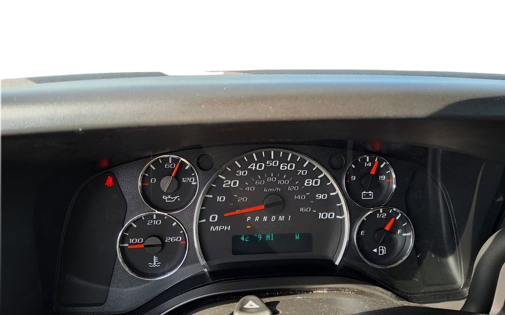 2023 Chevrolet Express Passenger 3500 1LS