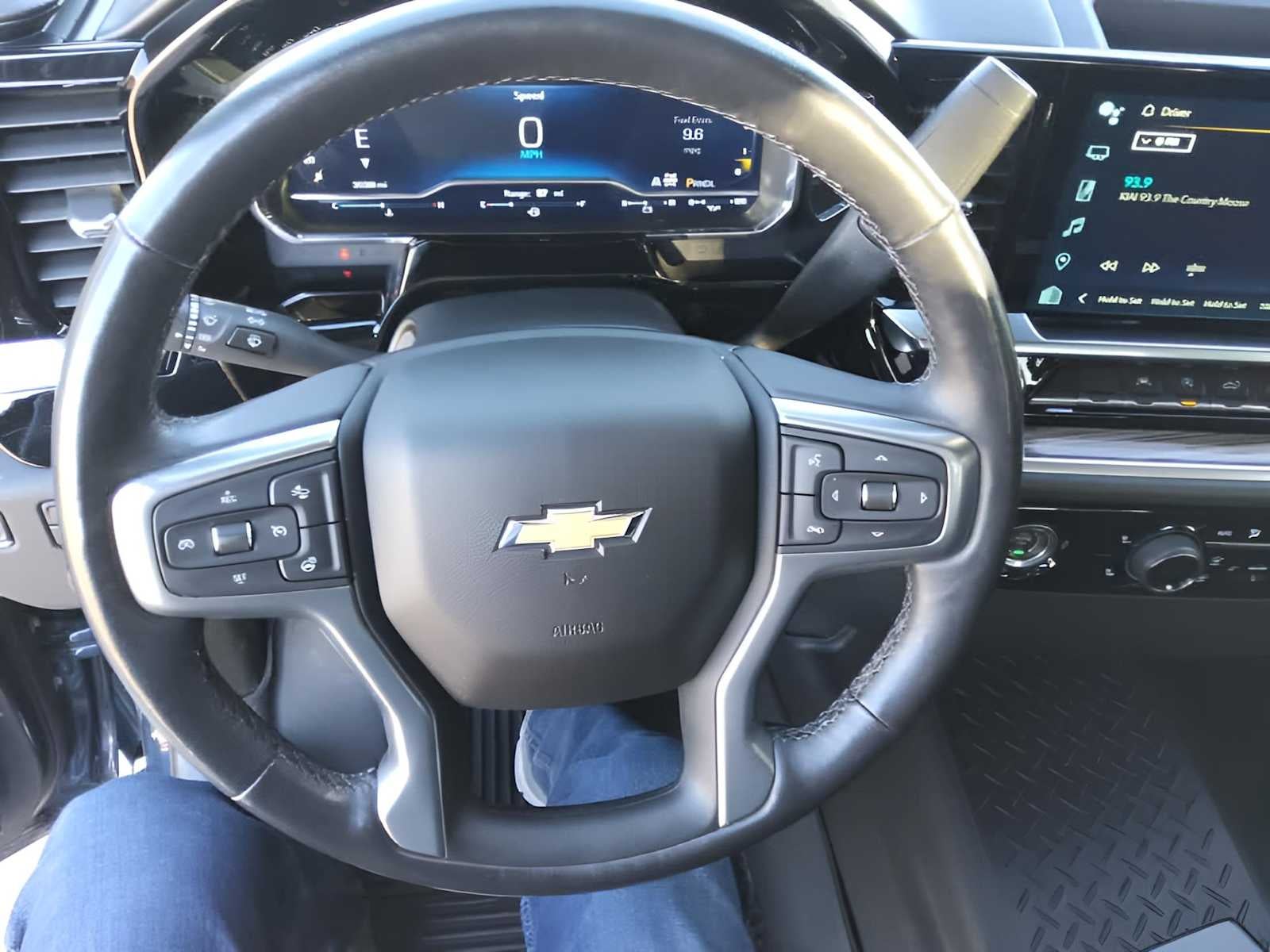 2022 Chevrolet Silverado 1500 LT (2FL)