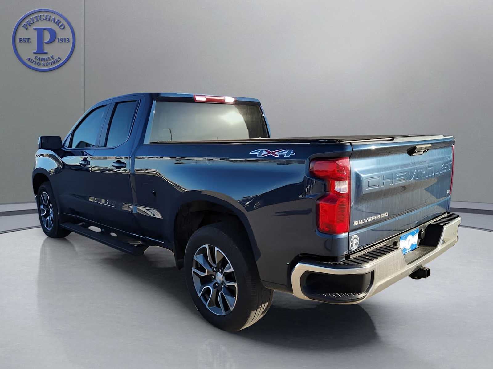 2022 Chevrolet Silverado 1500 LT (2FL)