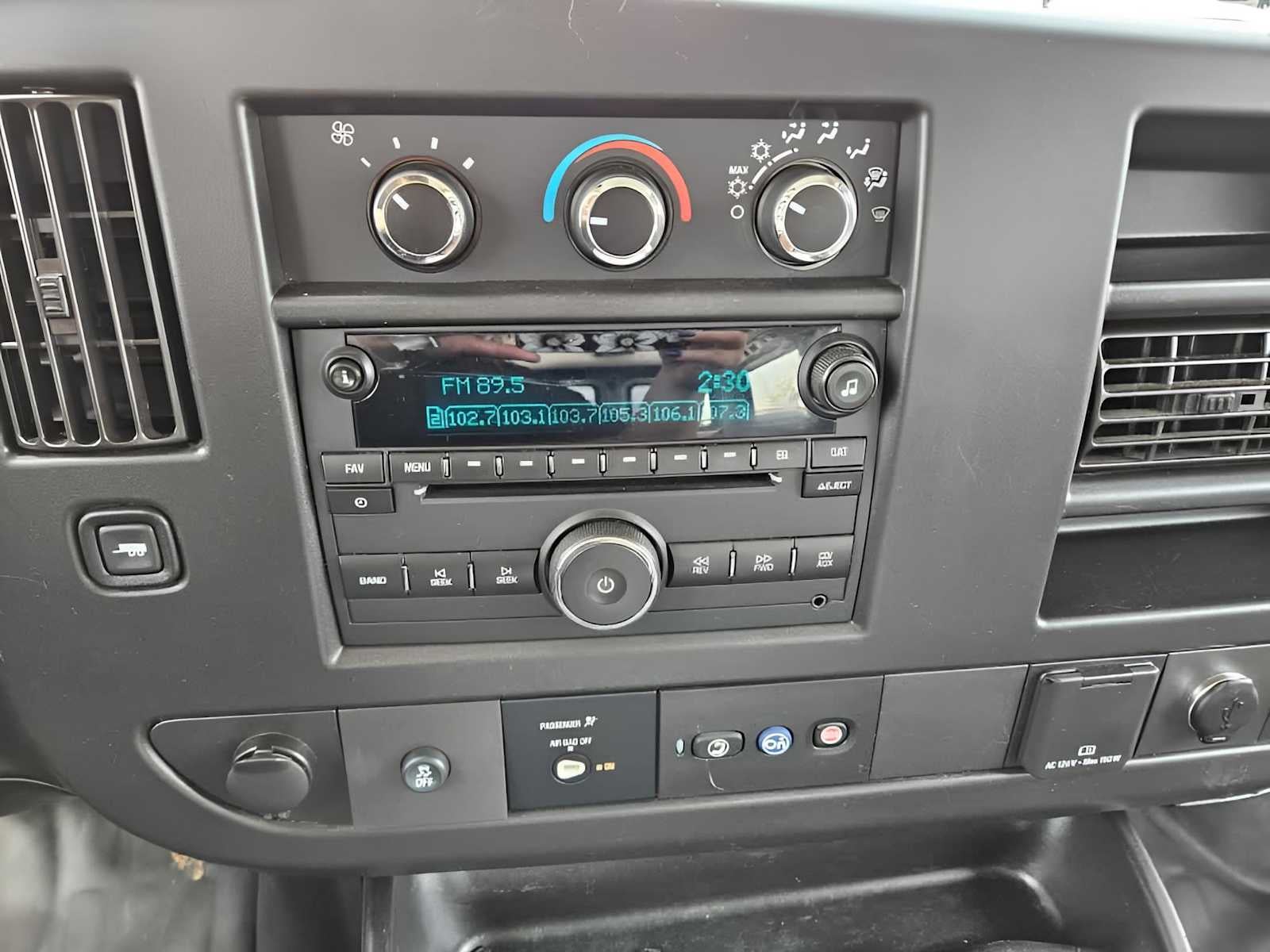 2020 Chevrolet Express Cargo 2500 WT