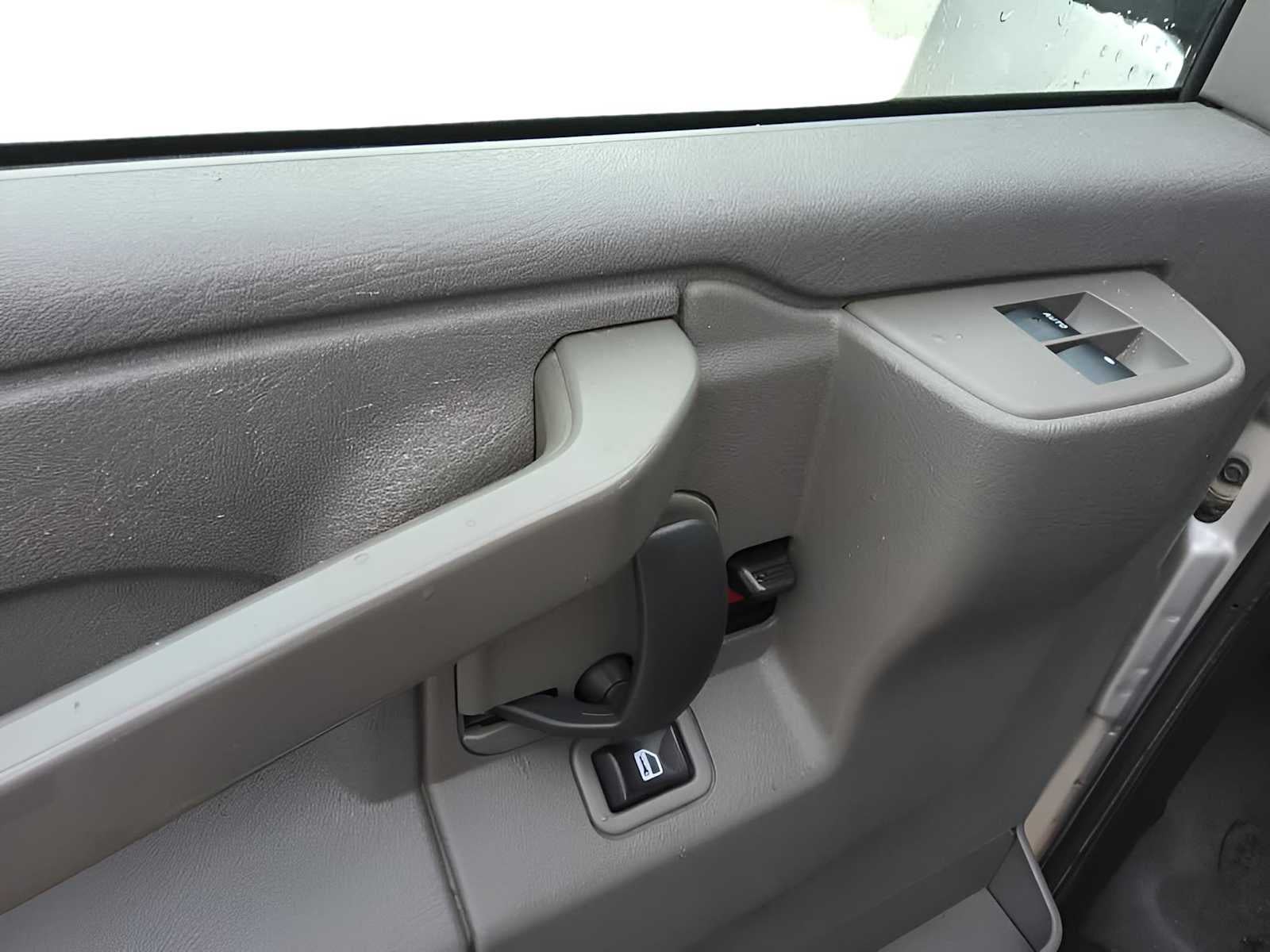 2020 Chevrolet Express Cargo 2500 WT