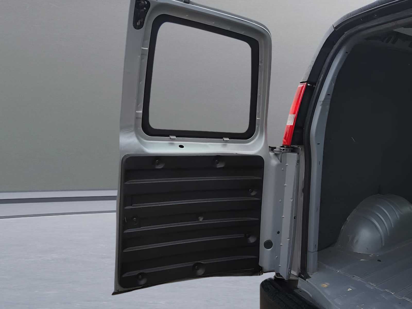 2020 Chevrolet Express Cargo 2500 WT