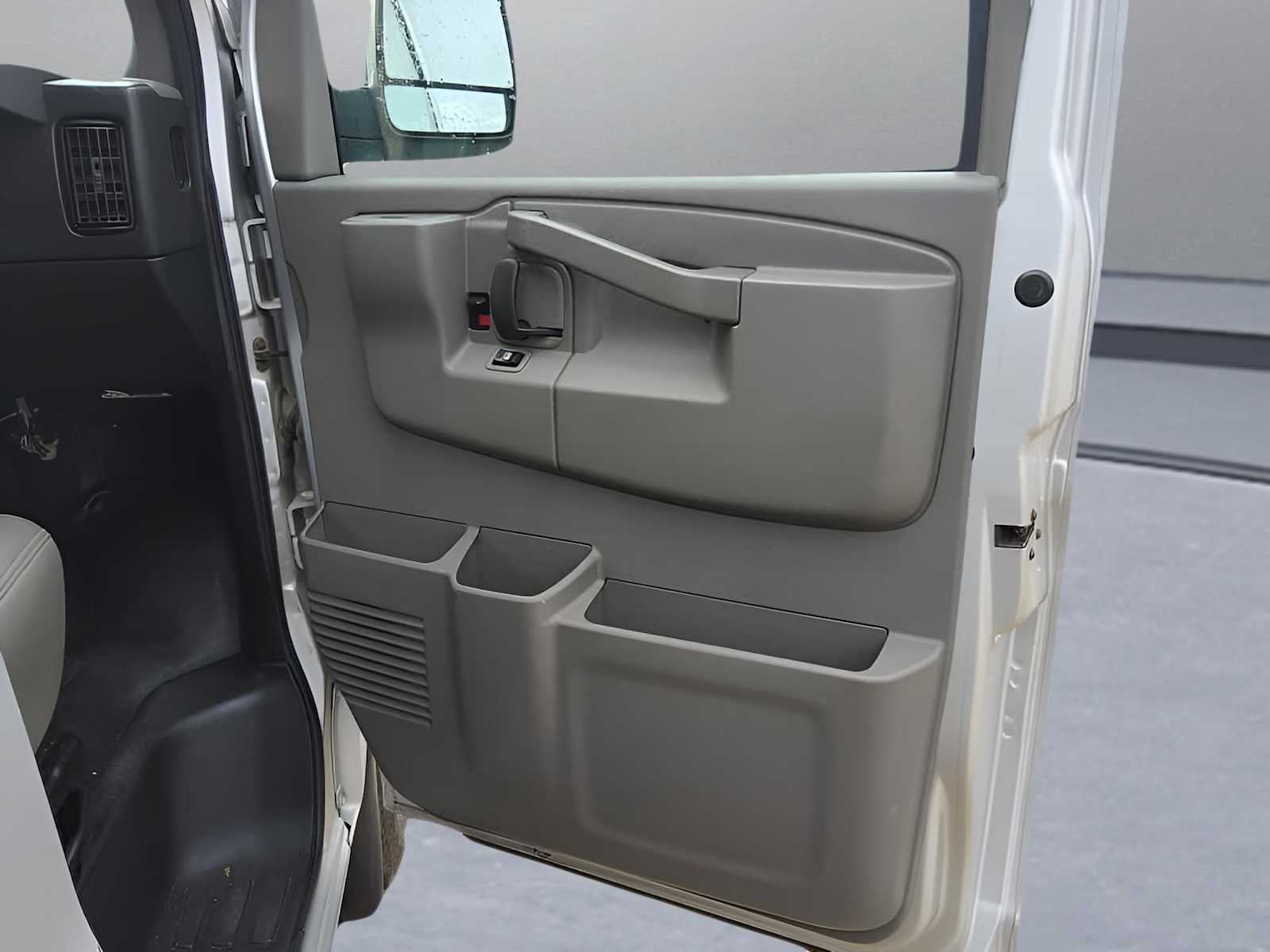 2020 Chevrolet Express Cargo 2500 WT