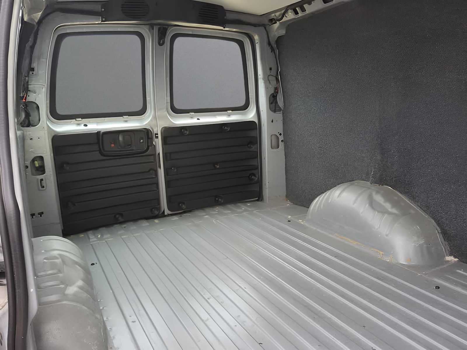 2020 Chevrolet Express Cargo 2500 WT