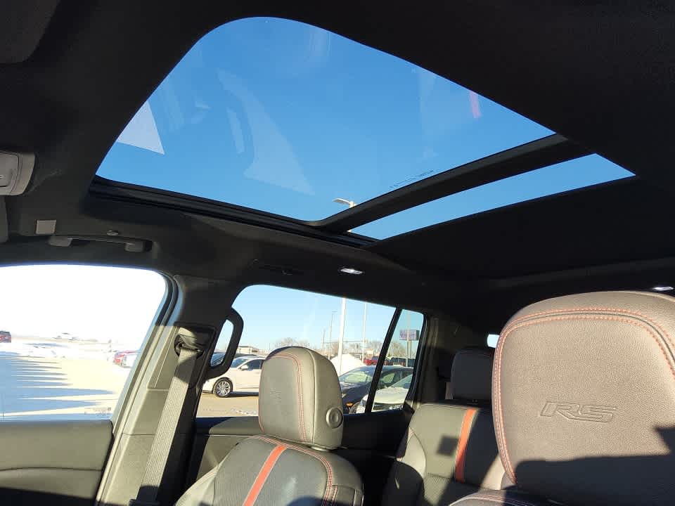 2025 Chevrolet Traverse RS