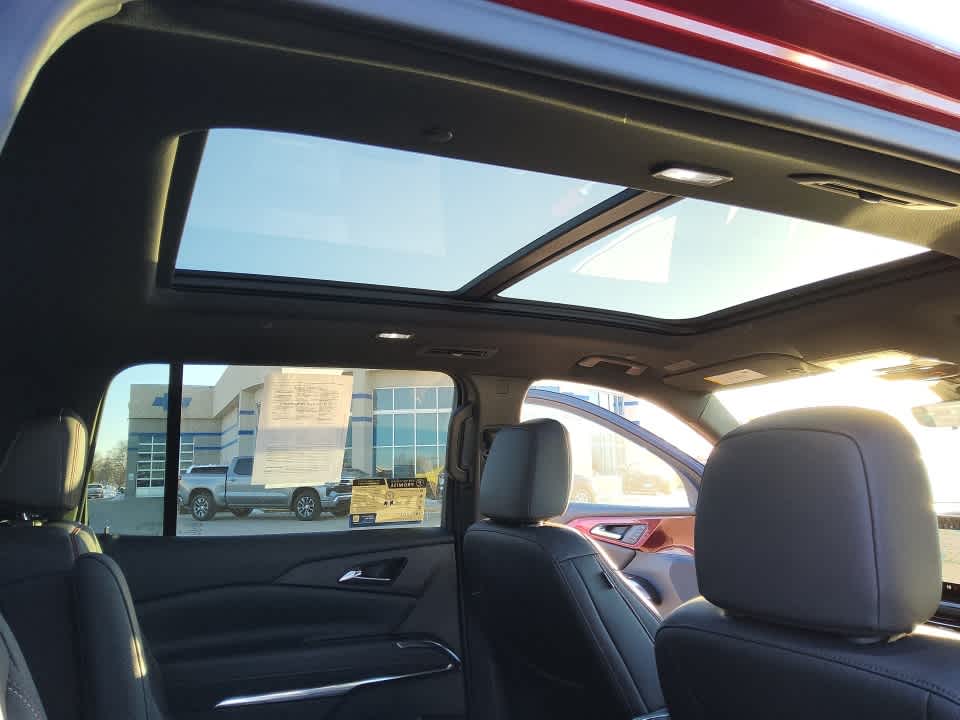 2025 Chevrolet Traverse RS