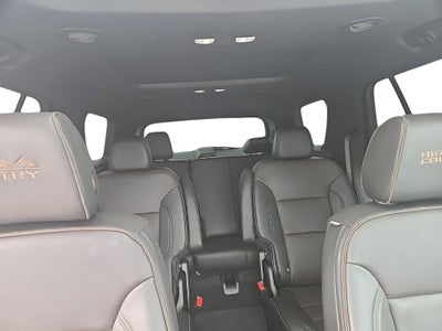 2023 Chevrolet Traverse High Country