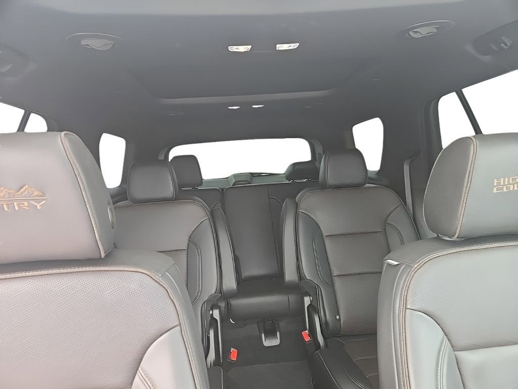 2023 Chevrolet Traverse High Country