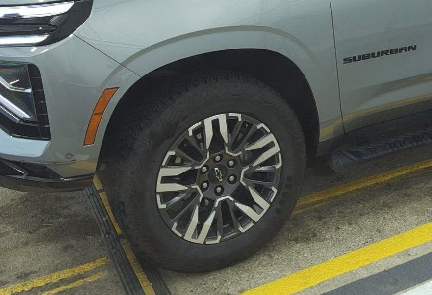 2025 Chevrolet Suburban Z71