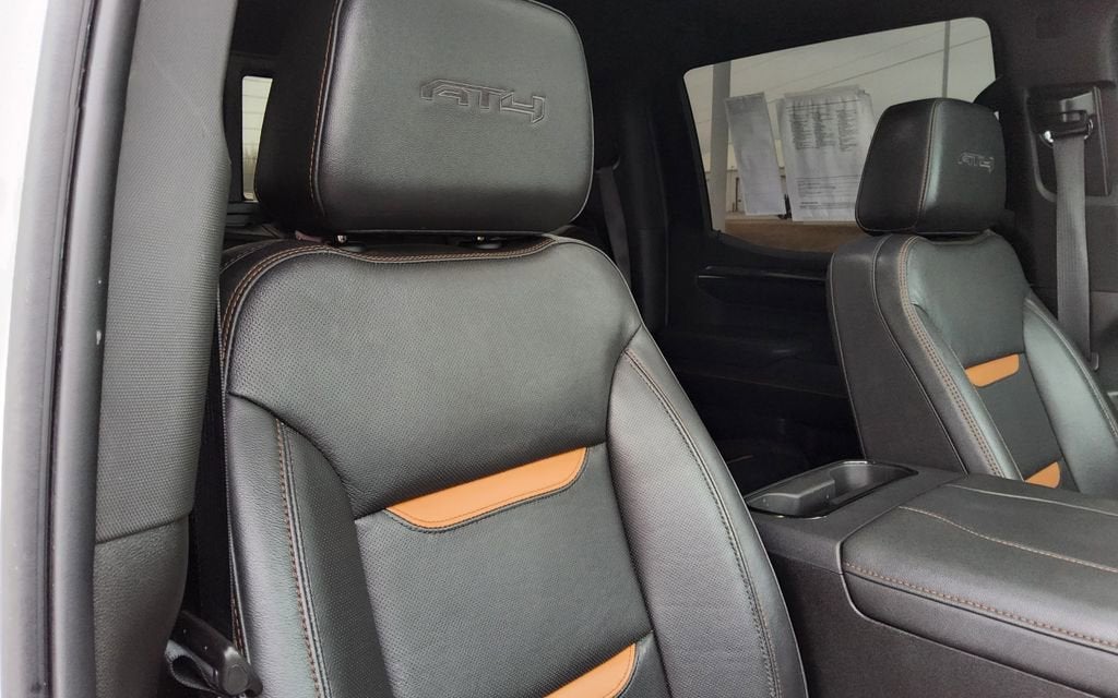 2023 GMC Sierra 1500 AT4