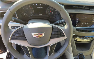 2024 Cadillac XT5 Premium Luxury