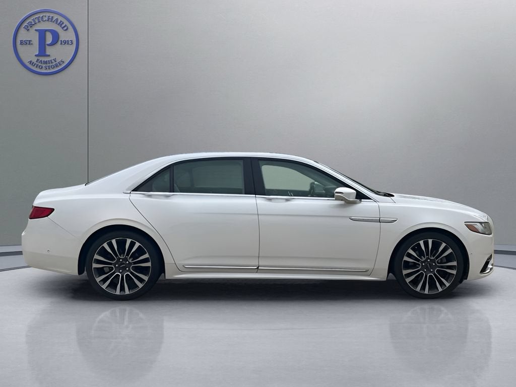 2017 Lincoln Continental Reserve