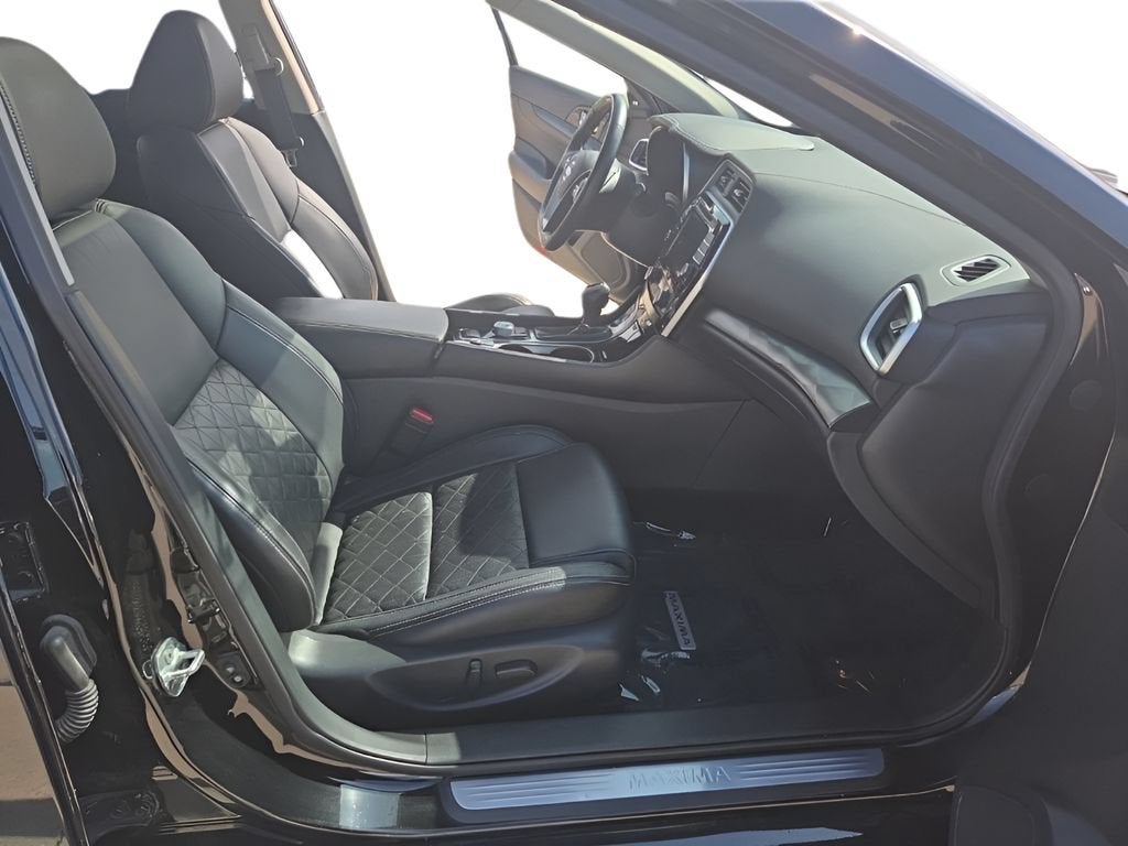 2022 Nissan Maxima Platinum