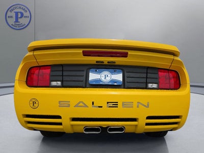 2005 Ford Mustang GT Deluxe