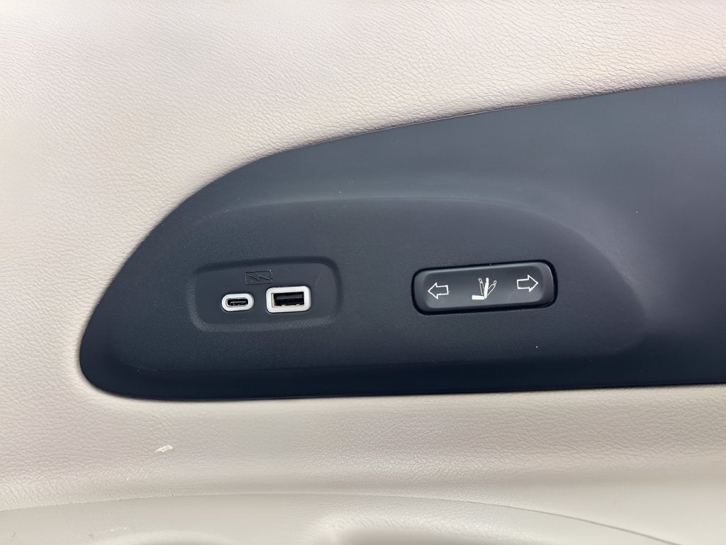 2021 Chrysler Pacifica Limited