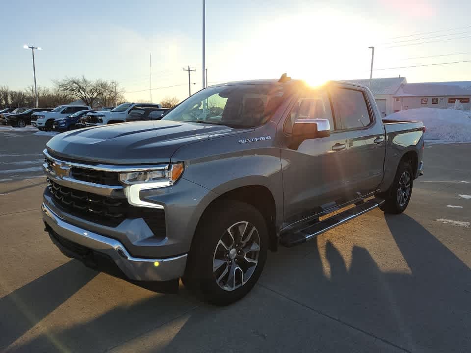 2024 Chevrolet Silverado 1500 LT (2FL)