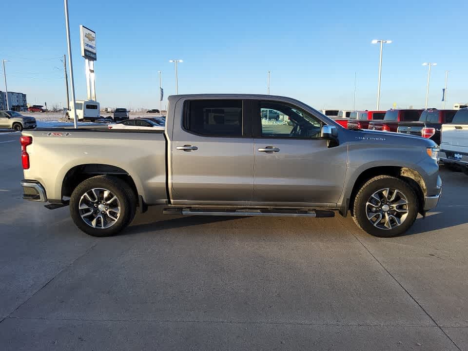 2024 Chevrolet Silverado 1500 LT (2FL)