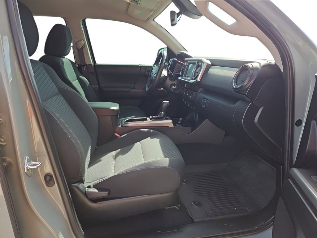 2022 Toyota Tacoma 4WD SR