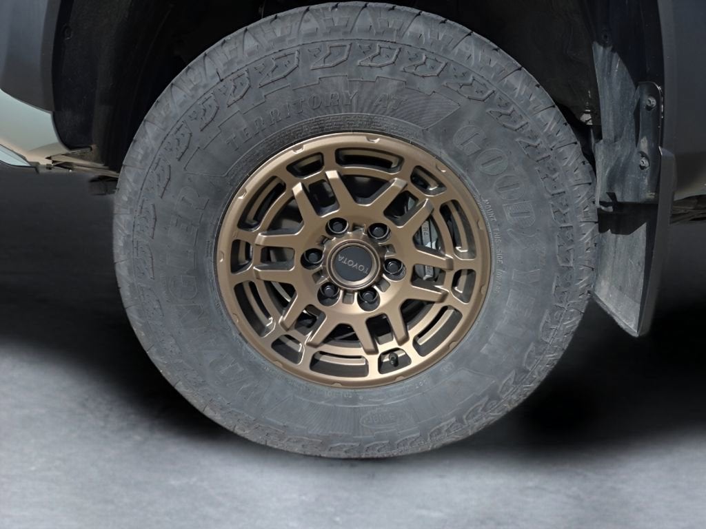 2022 Toyota Tacoma 4WD SR