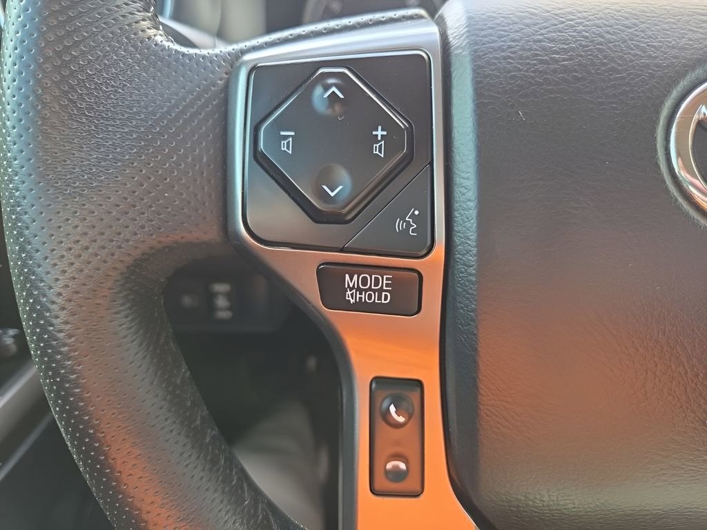 2022 Toyota Tacoma 4WD SR