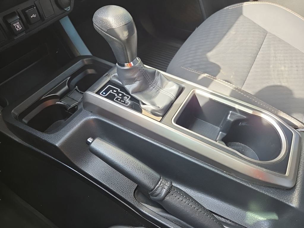 2022 Toyota Tacoma 4WD SR