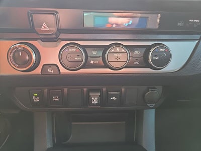 2022 Toyota Tacoma 4WD SR