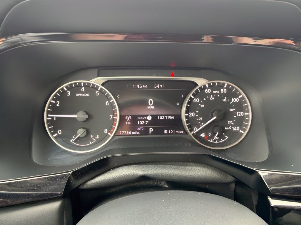 2024 Nissan Pathfinder SV