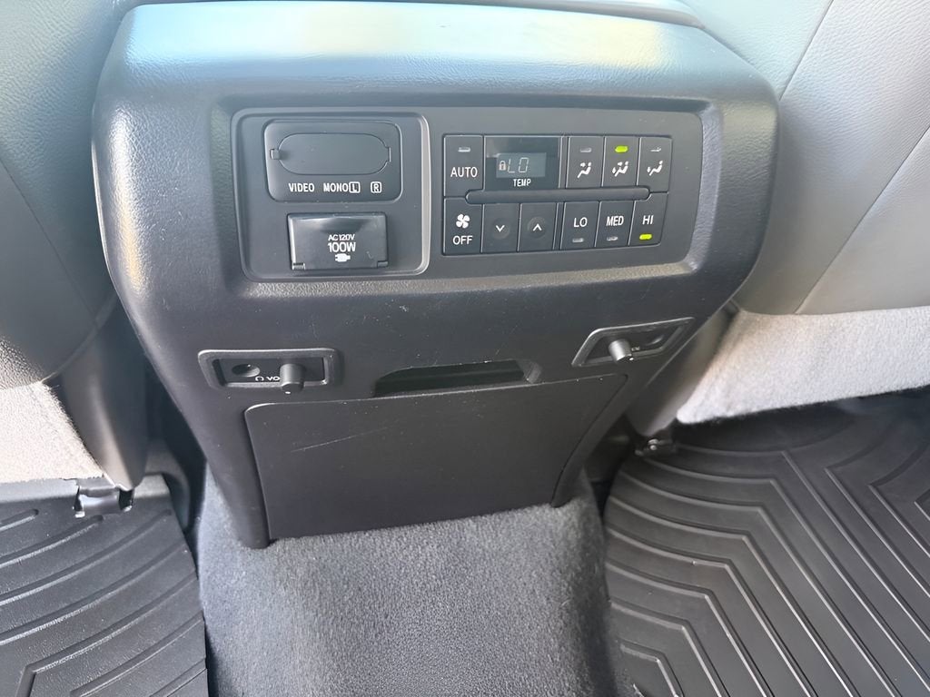 2020 Toyota Sequoia Platinum