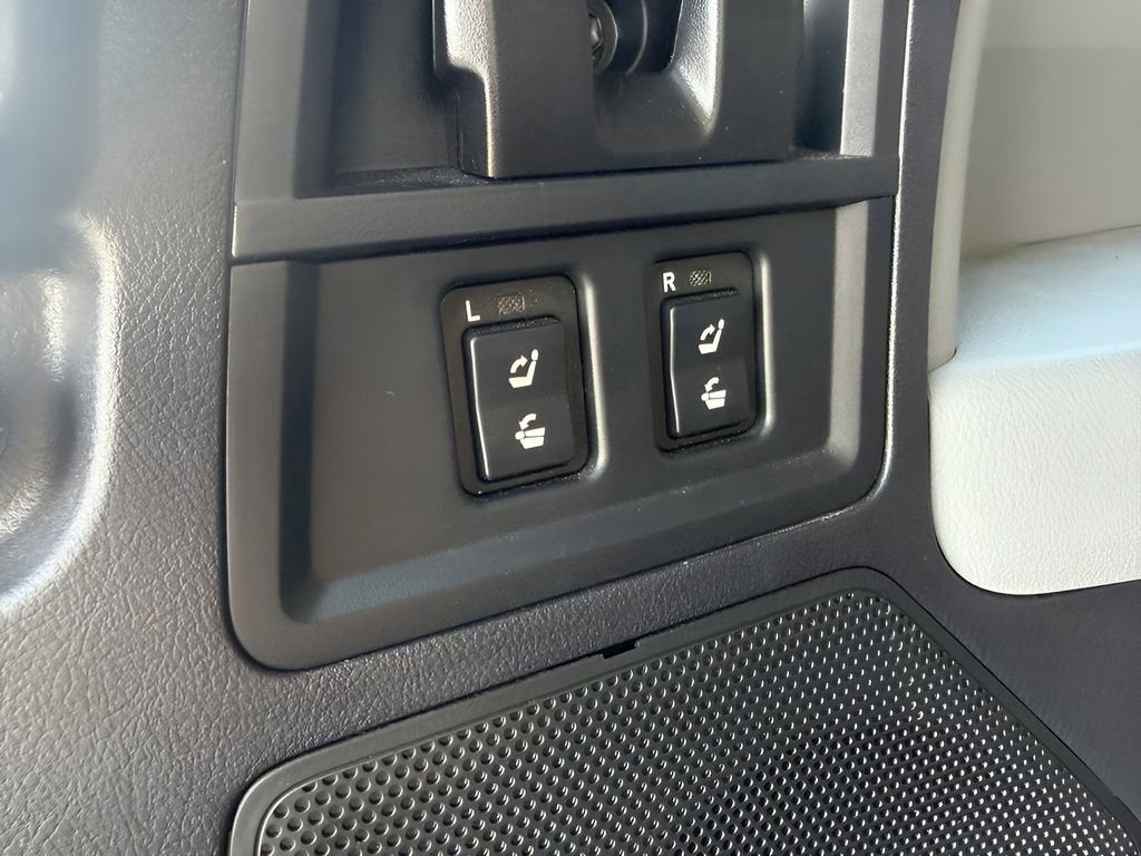 2020 Toyota Sequoia Platinum