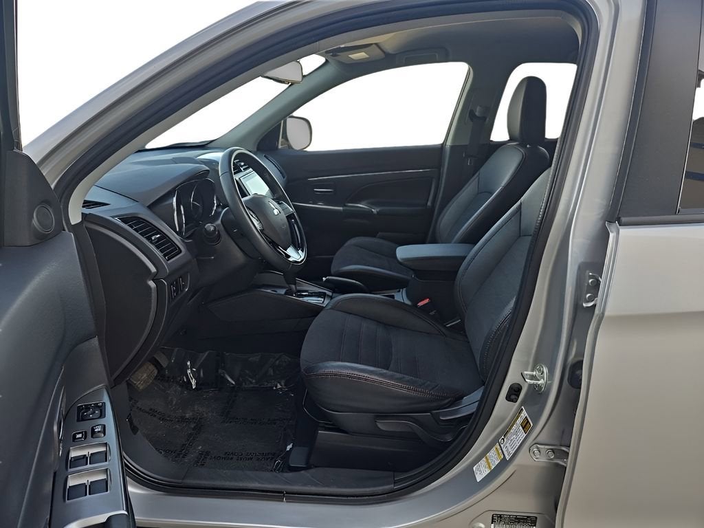 2024 Mitsubishi Outlander Sport S