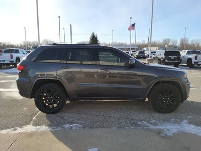 2017 Jeep Grand Cherokee Altitude