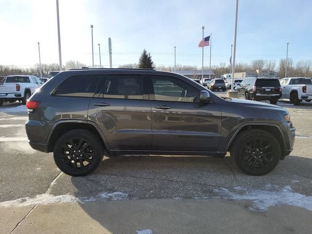 2017 Jeep Grand Cherokee Altitude
