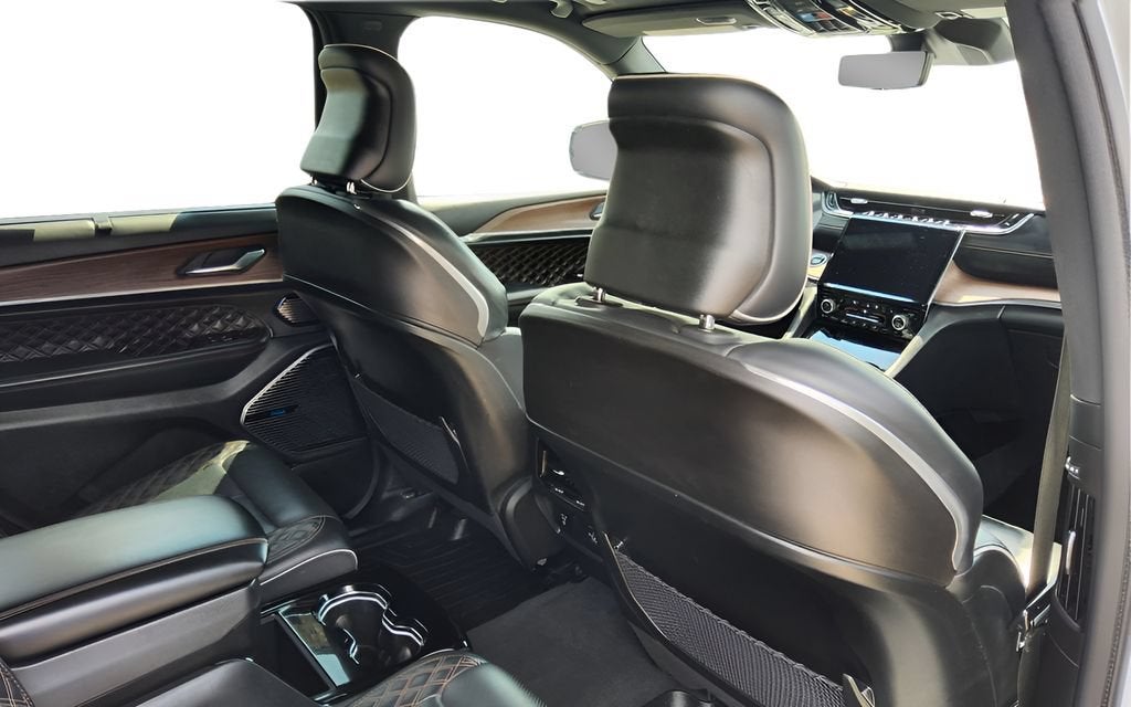 2023 Jeep Grand Cherokee L Summit