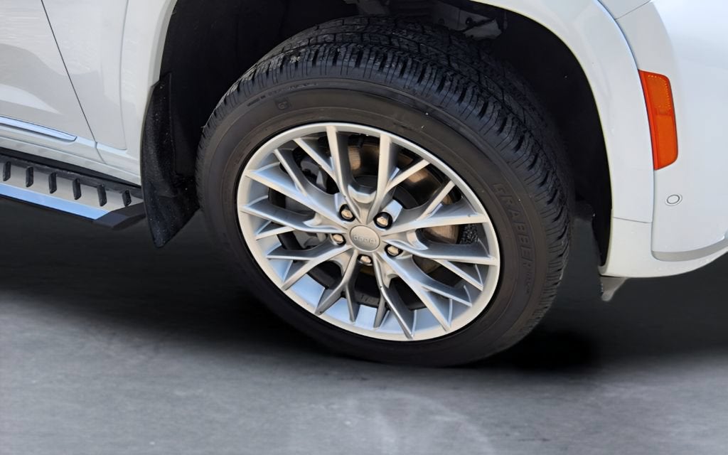 2023 Jeep Grand Cherokee L Summit