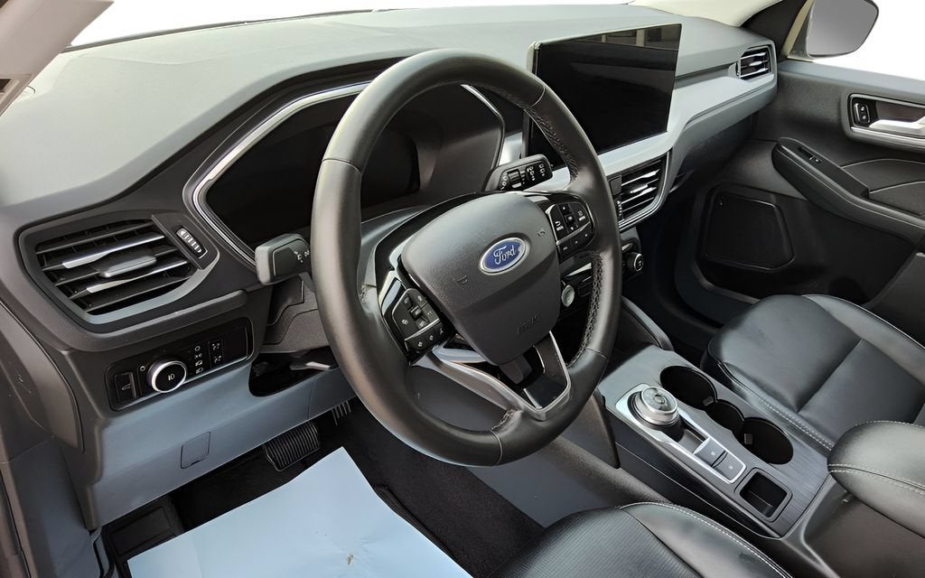 2025 Ford Escape Platinum