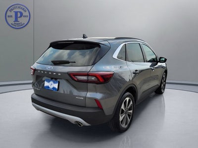 2025 Ford Escape Platinum