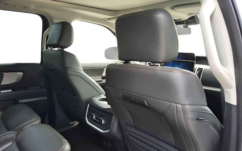 2025 Ford Expedition Max Active