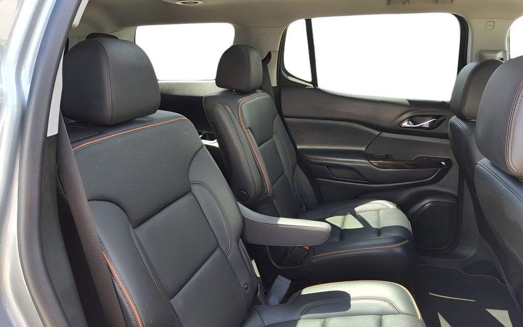 2023 GMC Acadia AT4